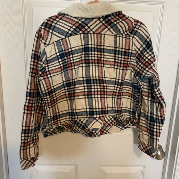 Torrid size 00x 10 M/L Trucker Jacket - Sherpa Trim Plaid - Picture 8 of 8